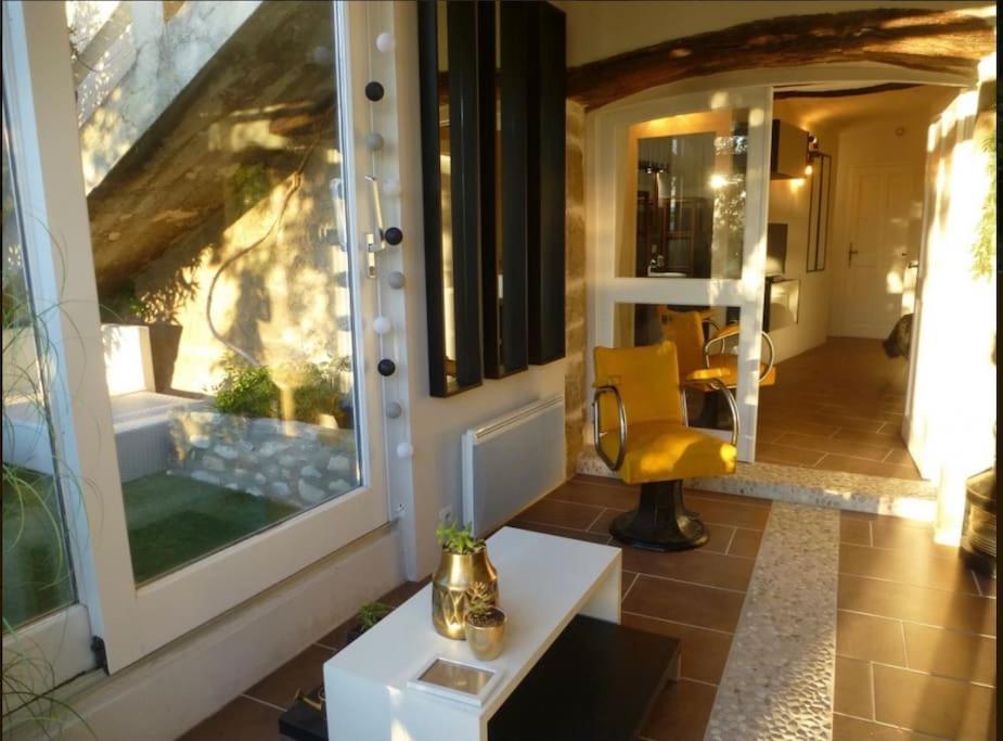 La Vue Sur Le Mont Ventoux, Appartement & Parking 카이라네 외부 사진